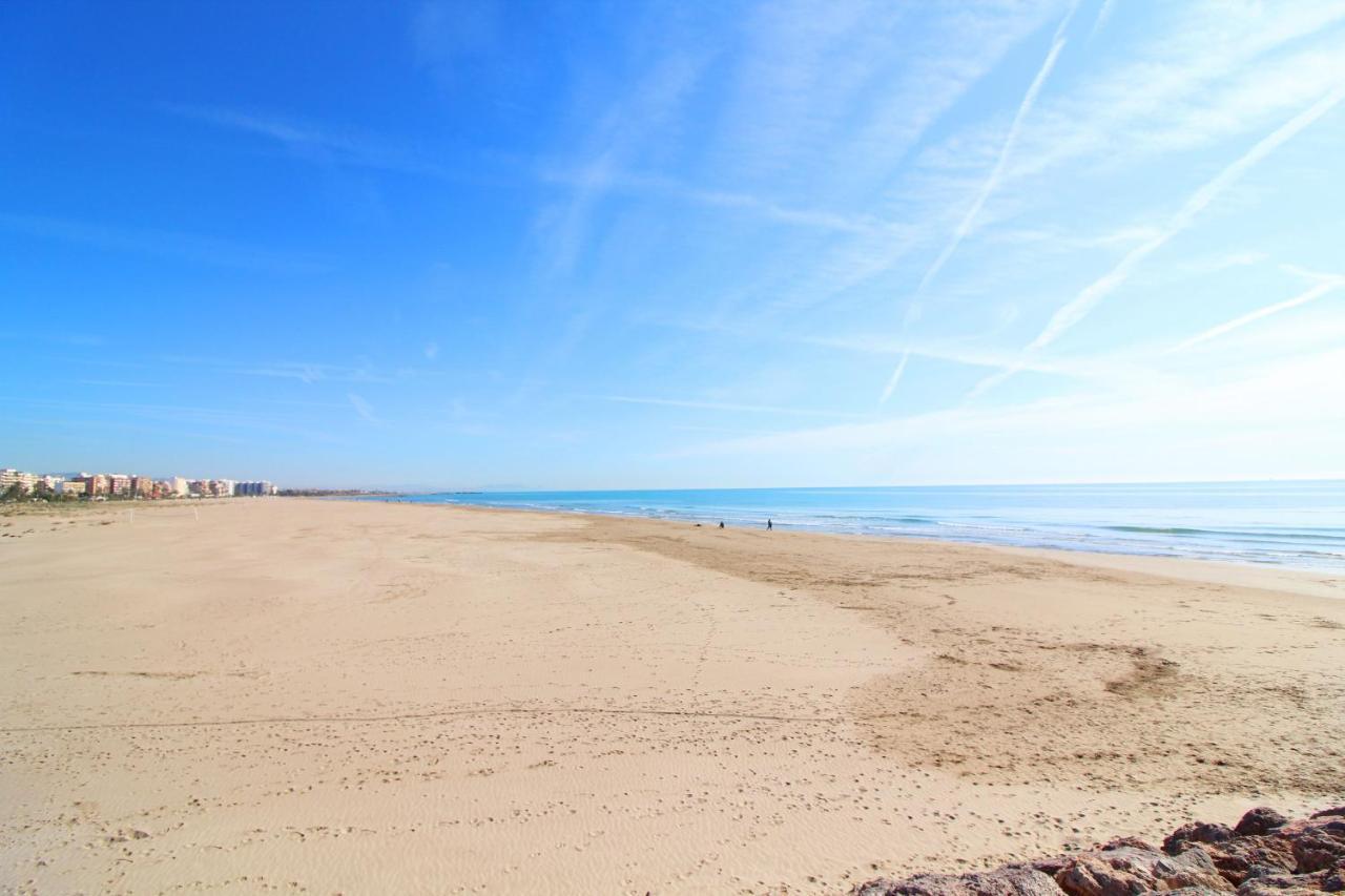 Global Properties Coqueto Apartamento En Puerto De Sagunto Luaran gambar