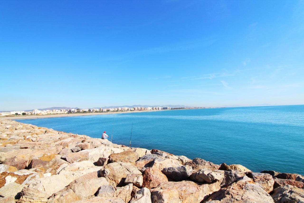 Global Properties Coqueto Apartamento En Puerto De Sagunto Luaran gambar